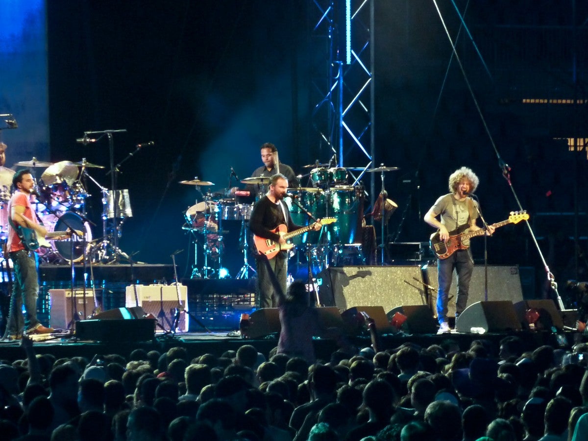 Dispatch Prepares for European Tour with Free Show in Boston