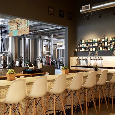 The taproom at Lamplighter Brewing Co.