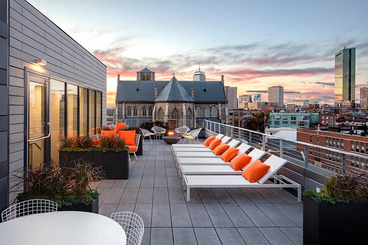 Residential Buildings in Boston with Amazing Roof Decks