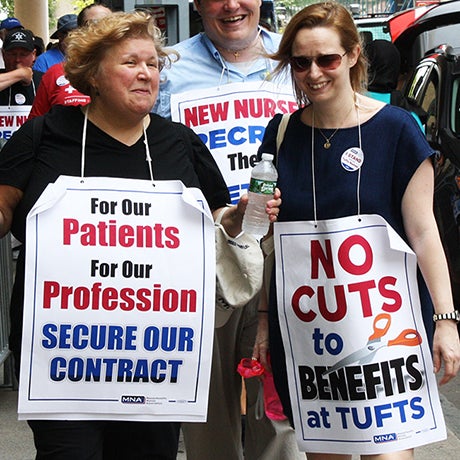 Tufts nurses strike