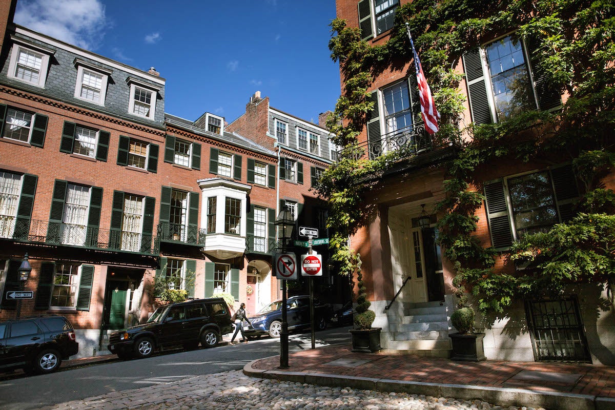 These Are the Most Popular Boston Engagement Spots on Instagram