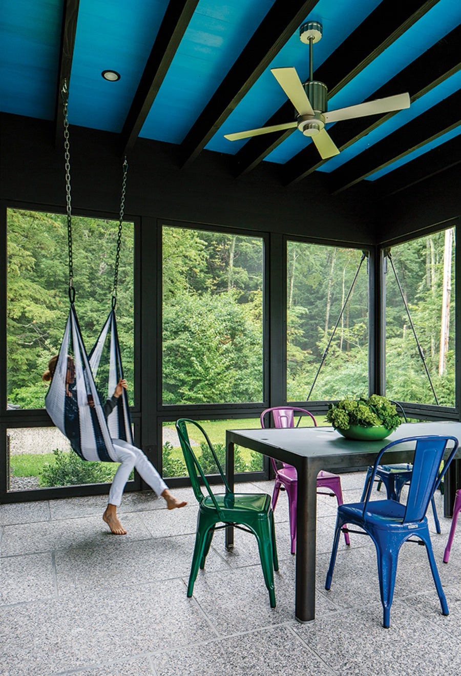 Coming Home: Inside a New Hampshire Summer Home by Spazio Rossi, image size:900x1319