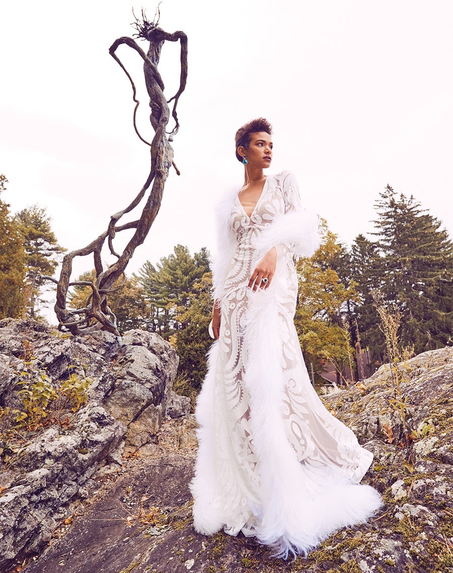 Eight Spring 2019 Wedding Gowns Guaranteed to Stun Eight Spring 2019 Wedding Gowns Guaranteed to Stun
