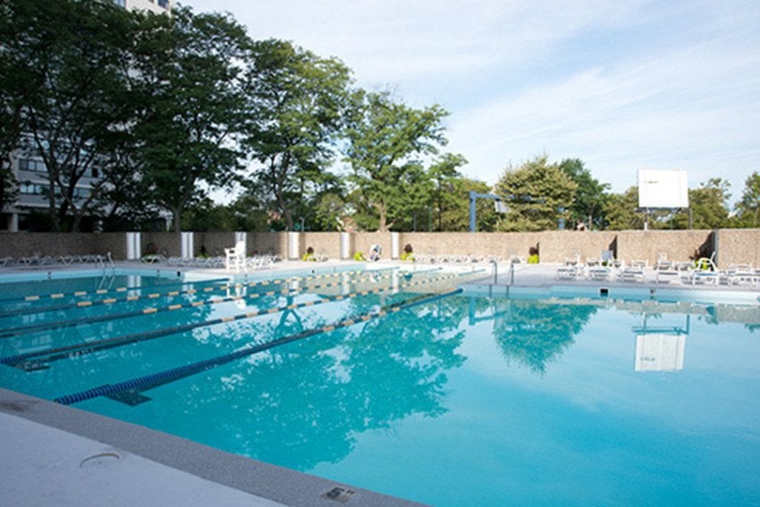 Where to Find Outdoor Pools in Boston, and When They Open
