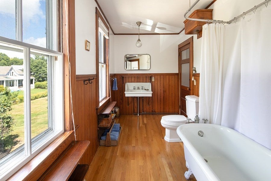 Porch home 7