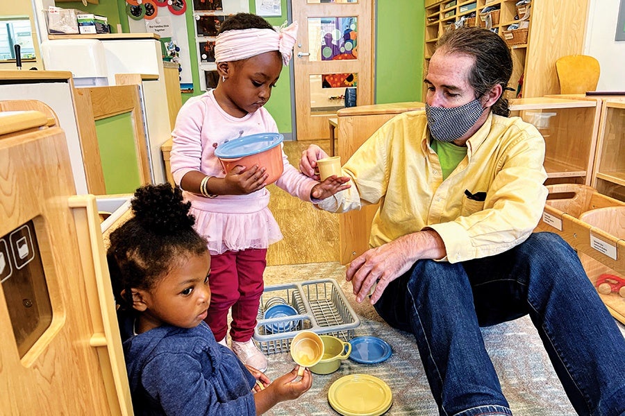 24 Ways to Give Back and Volunteer around Boston This Year