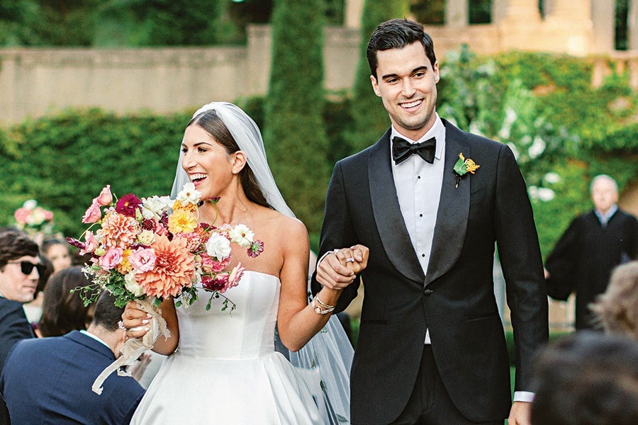 This Brooklyn Couple Had a Fairy-Tale Affair at the Crane Estate This Brooklyn Couple Had a Fairy-Tale Affair at the Crane Estate