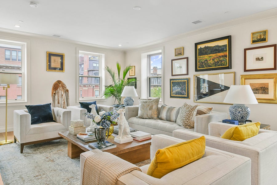 Photo inspiration: Picture Idea: On The Market A Sophisticated And Expansive Apartment In Back