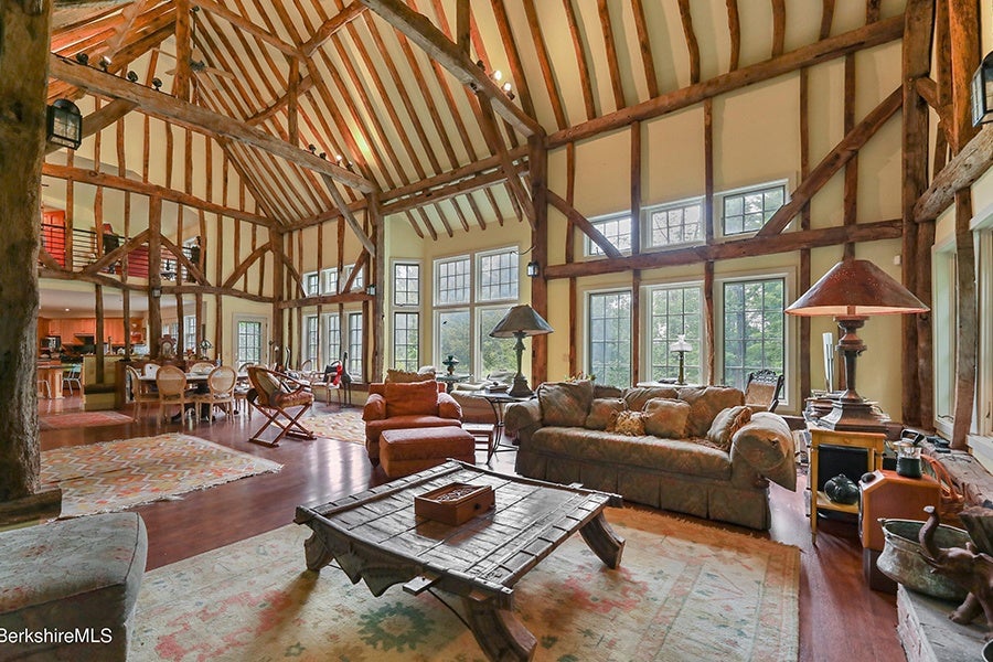 On the Market: A Berkshires Home with A Magnificent Great Room