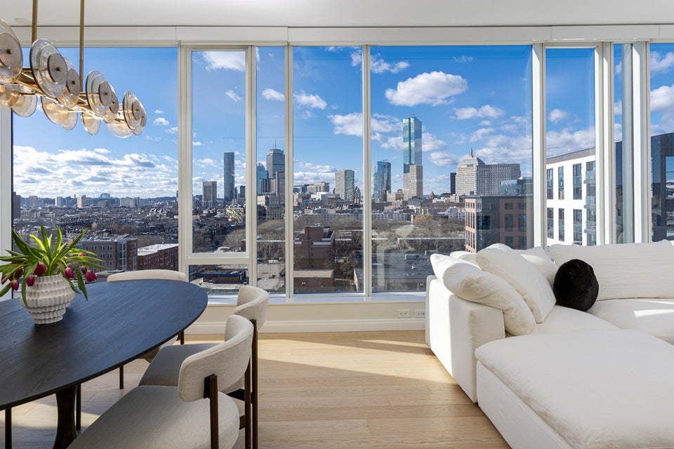 For Sale: A South End Penthouse in Boston with a Rooftop Cabana