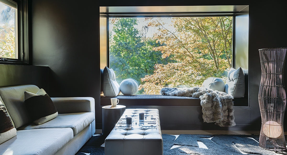 This Lexington Home Makes a Case for Painting Everything Black